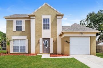 1690 Palm Leaf Dr Brandon, FL 33510